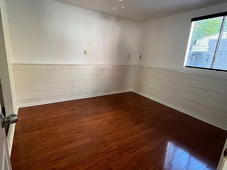 844 N San Vicente Blvd #C — Photo 3