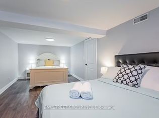 85 Yorkview Dr #W07, Toronto, ON M8Z 2G3