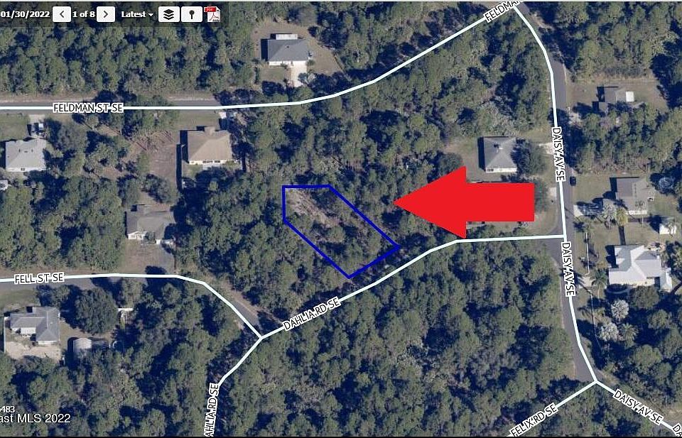 2nd image of 2724 Dahlia Rd SE