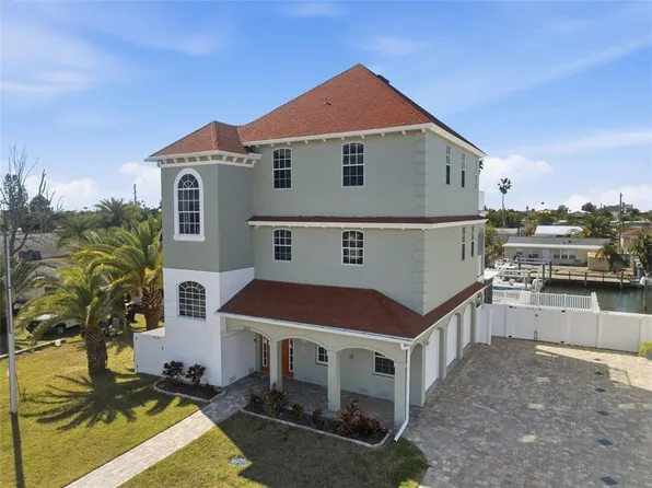 13741 Judy Ave, Hudson, FL 34667