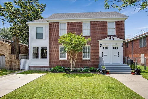 4623 Avenue O Photo 1