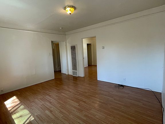 2nd image of 2300 Holly St APT B