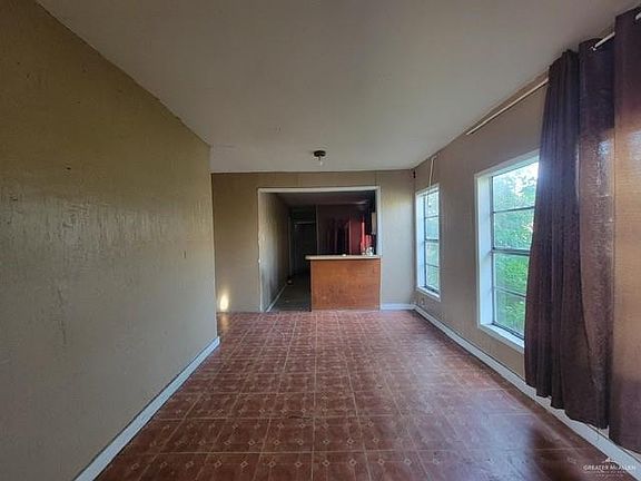 5th image of 1451 S Vermont Ave