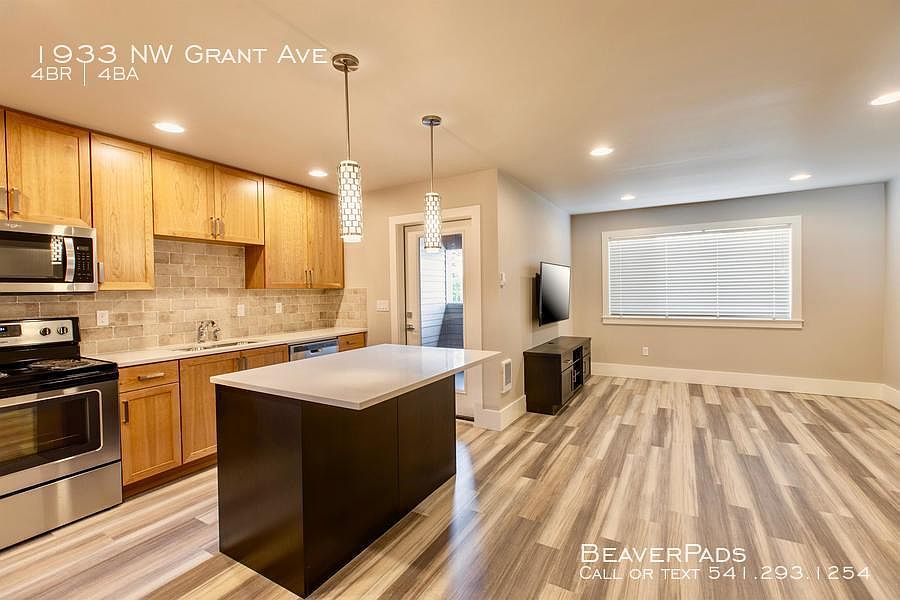 1933 NW Grant Ave, Corvallis, OR 97330 | Zillow