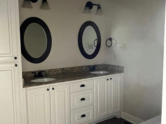 3rd image of 40433 Sagefield Ct