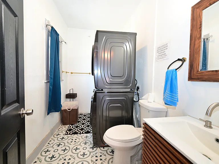 1489 E Colorado Blvd #204 — Photo 15