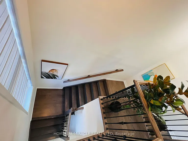 643 Anishinaabe Dr — Photo 21