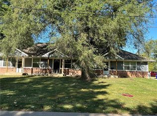 8116/8118/8120 Lowell St, Overland Park, KS 66204