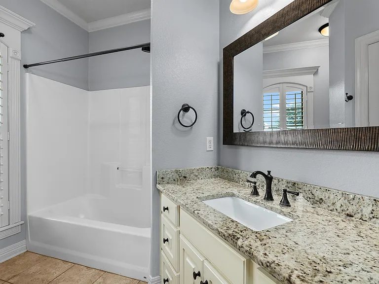 495 Half Moon Ct — Photo 12