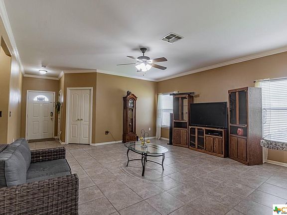 4th image of 108 Glacier Ct