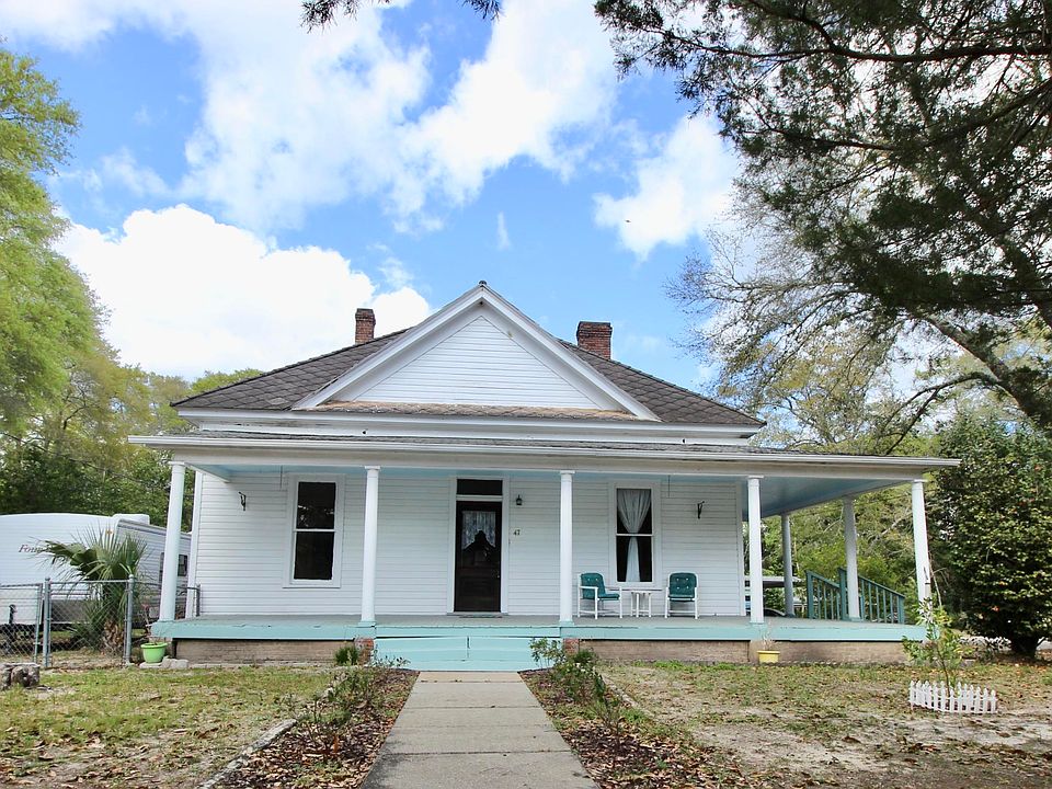 1st image of 47 Live Oak Ave E
