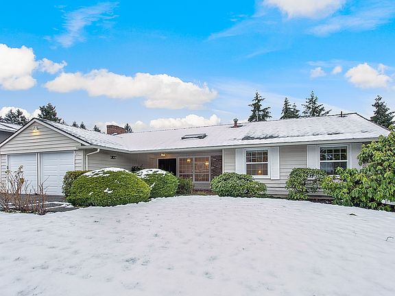 2nd image of 412 174th Pl NE