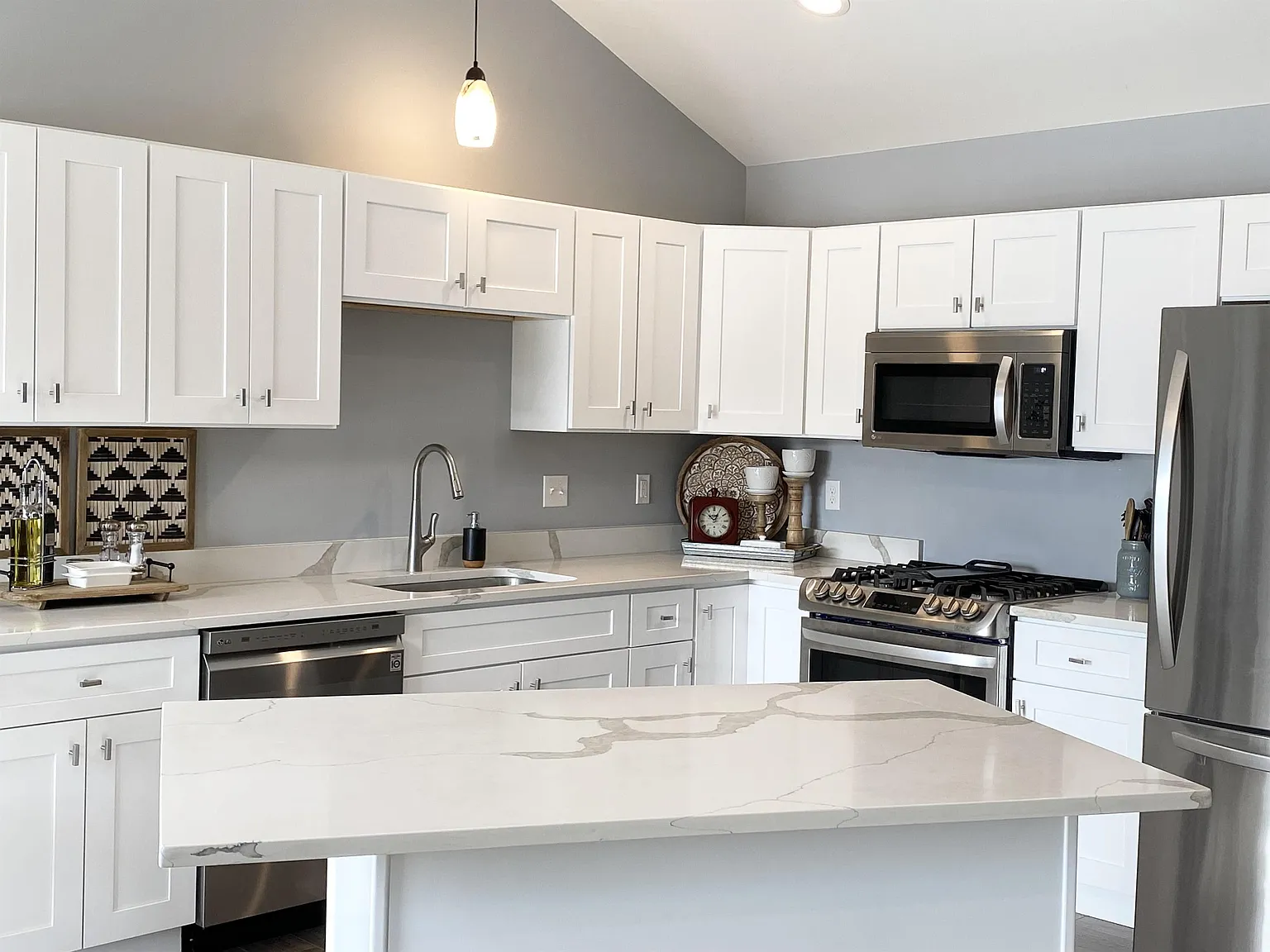 7080-7082 Huron St / Austin St **Paradise Cove - 2 - Vacation Rental — Photo 1