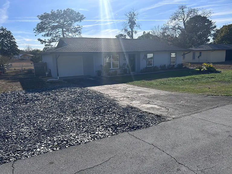 471 Spring Ln — Photo 16