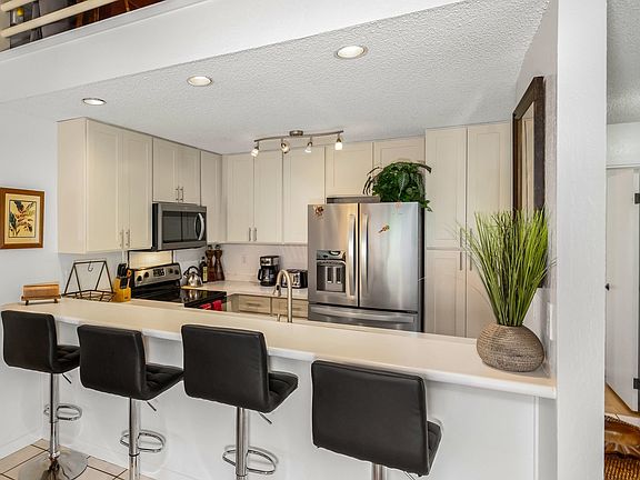 2nd image of 777 S Kihei Rd APT 205