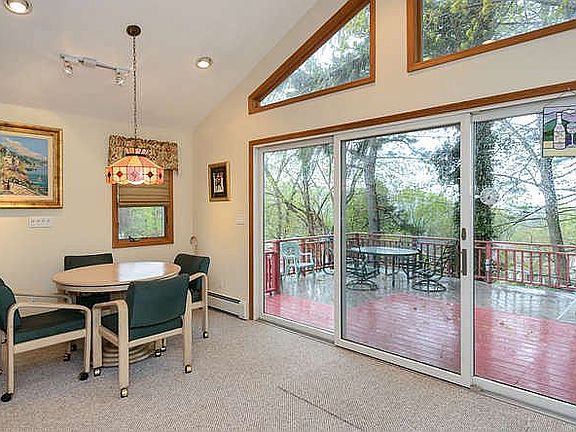 2nd image of 6 Summit Ct