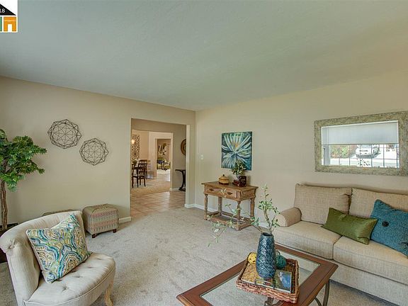 5th image of 5006 Hummingbird Rd