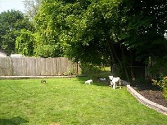 4th image of 5641 Ivy Dr