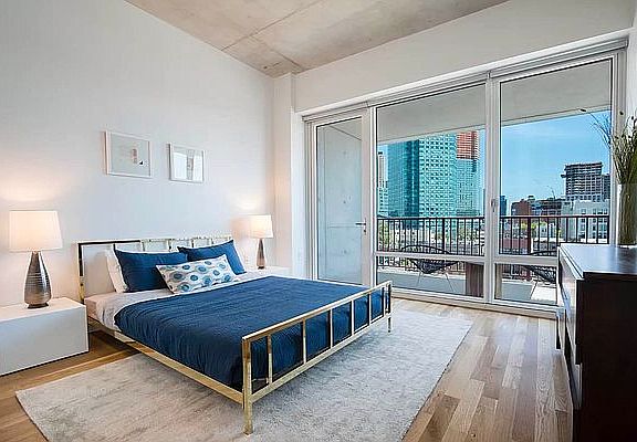 3rd image of 22-22 Jackson Ave #8