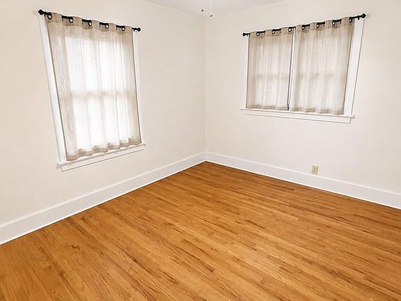2nd image of 706 Topeka Ave