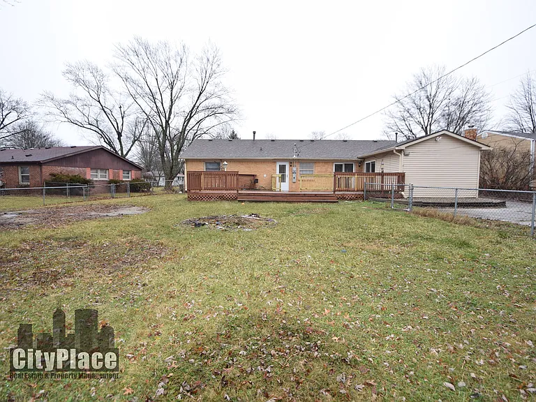 1712 Arley Dr — Photo 4