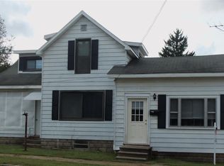211 N Meridian St, Washington, IN 47501