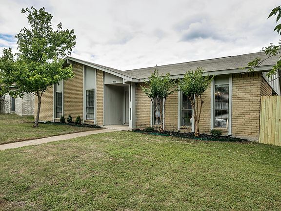 2nd image of 7335 Oakstone Dr