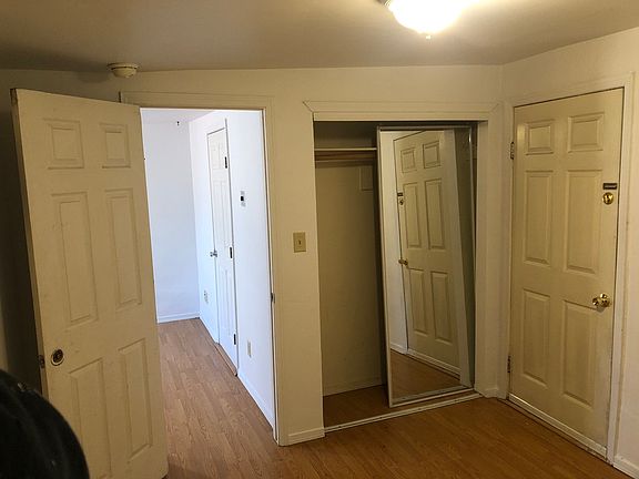 3rd image of 415 Romero St NW Suite B