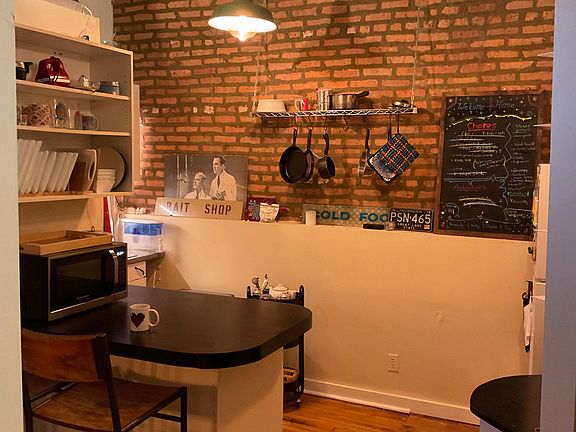 4th image of 2746 W Chicago Ave #1