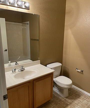 3rd image of 6800 Vista Del Norte Dr NE #812