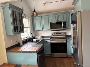 (Undisclosed Address), Hampton Bays, NY 11946