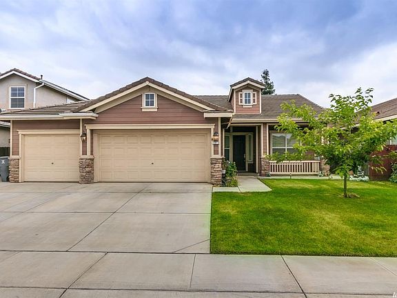 2nd image of 2812 Buckskin Way