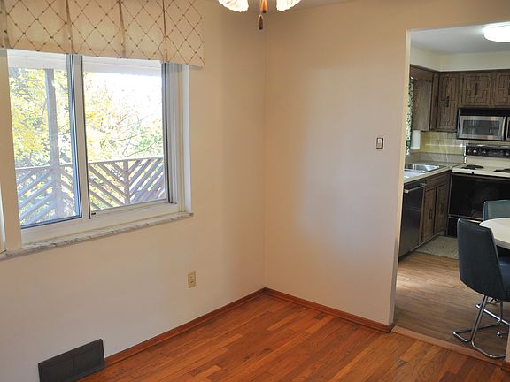 2nd image of 4410 Lorraine Dr