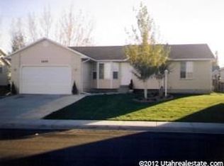 5659 W Hunter Hollow Dr, West Valley, UT 84128