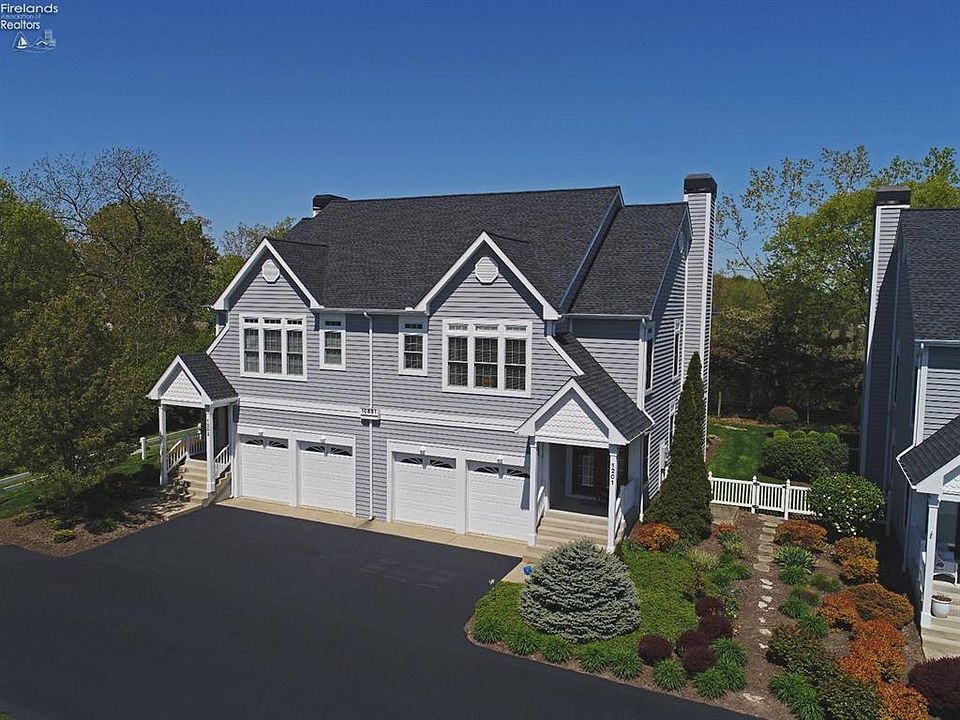1st image of 10851 N Bay Point Dr