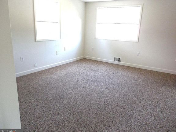 2nd image of 2112 Philadelphia Pike