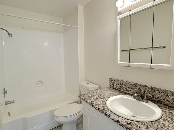 3rd image of 4362 Temecula St #B