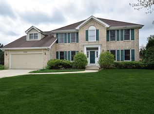 29W200 Hill Ct, West Chicago, IL 60185