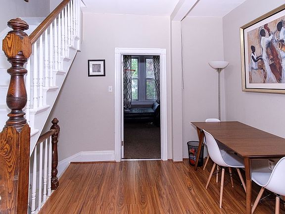 4th image of 895A Montgomery St