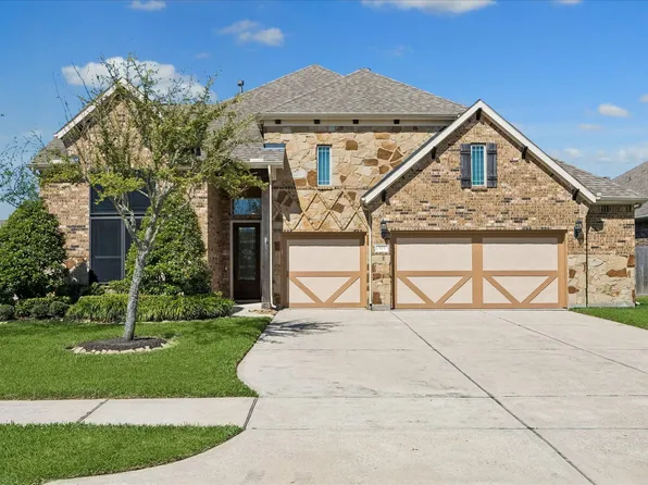 323 W Bend Dr, League City, TX 77573