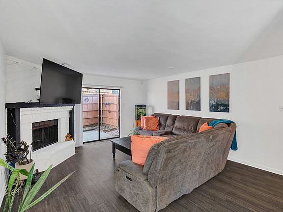 3rd image of 2503 Tierra Dr #1