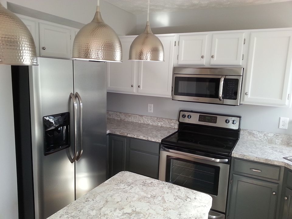 1st image of 3427 Yorkshire Dr