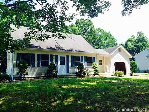 2nd image of 76 Copper Beech Way