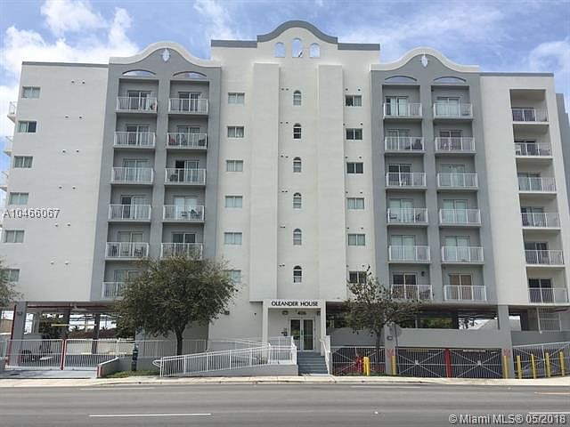 1st image of 406 NW 22nd Ave APT 605