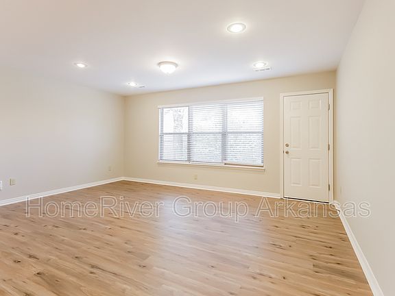3rd image of 313 E Thurman St #5