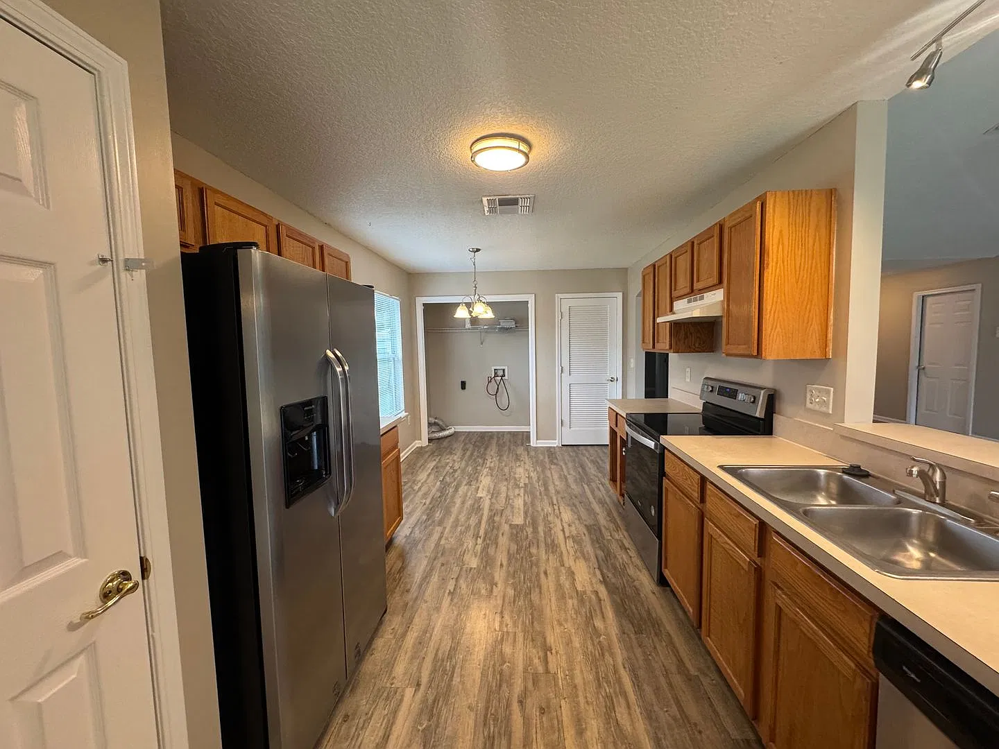 4-Bedroom Brick Home in Watermill Community — Photo 3