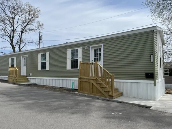 1 Poolside Dr #Po01, Rochester, NY 14625