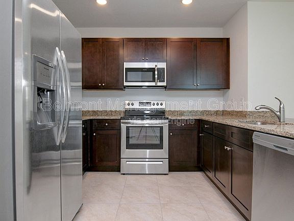 5th image of 4228 Looking Glass Pl