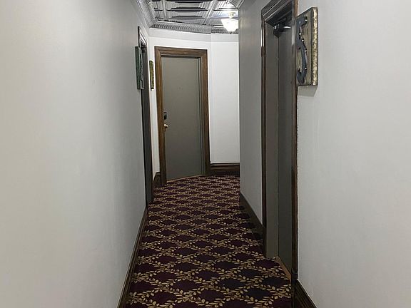 2nd image of 2400 Dupont Ave S #5