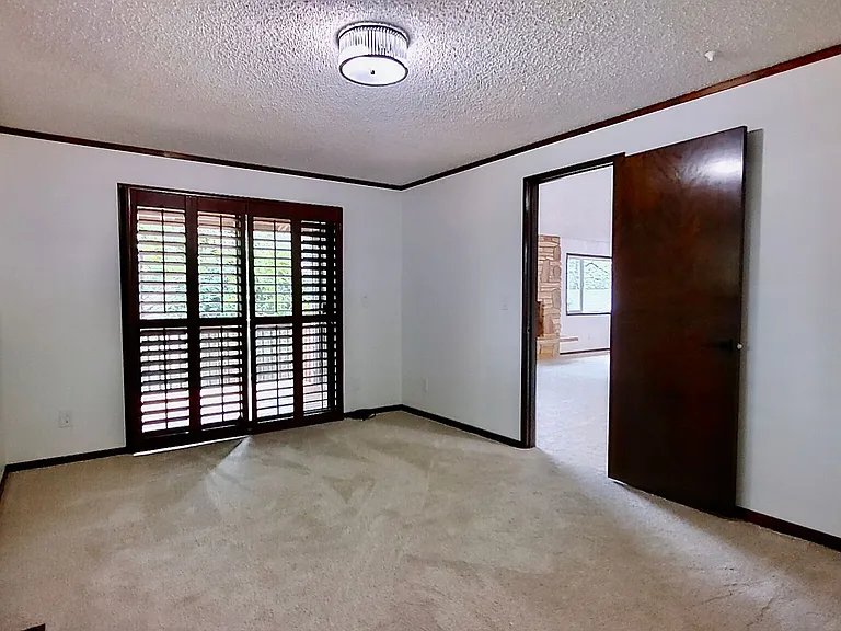 4470 Lakeview Blvd — Photo 24